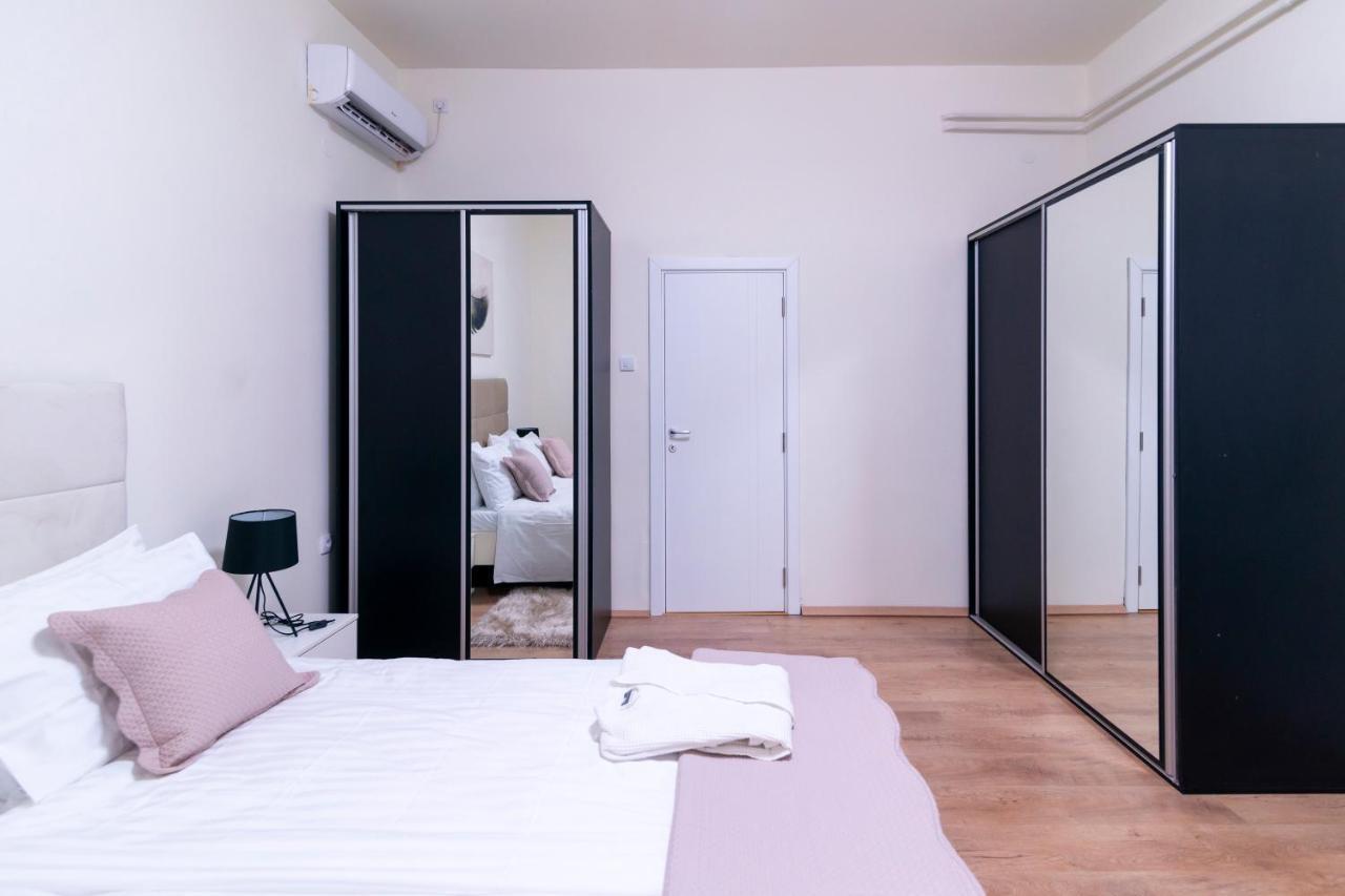 Jevrejska - Central Apartment With Free Parking Нови-Сад Экстерьер фото