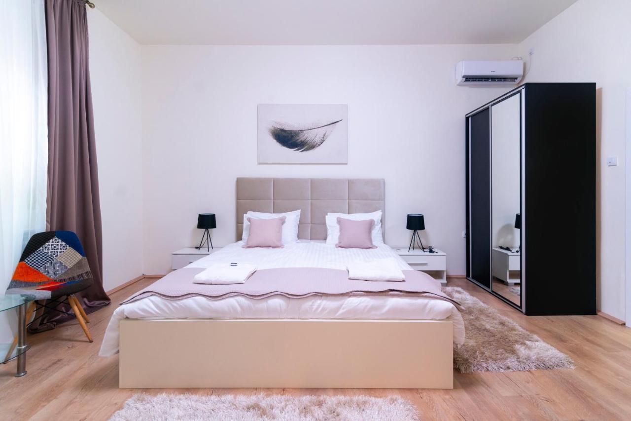 Jevrejska - Central Apartment With Free Parking Нови-Сад Экстерьер фото